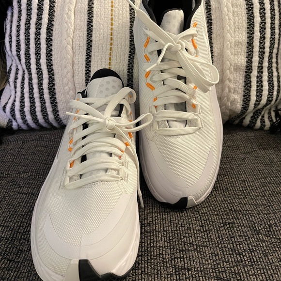 Snickers - Picture 7 of 8